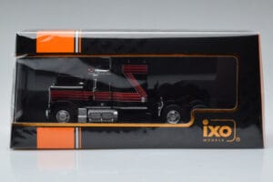 GMC General Punainen Musta IXO 1:43 TR102 Metalli — kuva 6 / 6