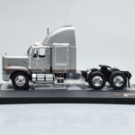 GMC General SBFA Hopea IXO 1:43 - image 3 of 6