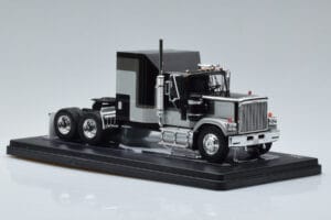 GMC General Hopea Musta IXO 1:43 TR117 Metalli — kuva 4 / 6