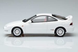 Honda Integra DC2 Euro Spec Valkoinen Otto 1:18 OT974 Hartsi — kuva 3 / 6