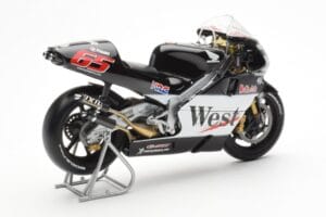 Honda NSR500 West Honda Pons #65 L. Capirossi 500cc World Championship 2001 Minichamps 1:12 122016165 Metalli — kuva 3 / 4