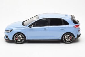Hyundai i30 N Vaaleansininen Otto 1:18 OT425 Hartsi — kuva 3 / 6