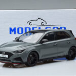Hyundai i30 N PD Varjoharmaa MCG 1:18 - image 6 of 6