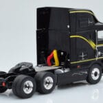 International Eagle Cabover Musta IXO 1:43 - image 2 of 5