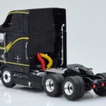 International Eagle Cabover Musta IXO 1:43 - image 4 of 5