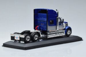 International Lonestar Sininen IXO 1:43 TR118 Metalli — kuva 2 / 6