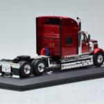 International Lonestar Punainen IXO 1:43 TR103 - image 2 of 6