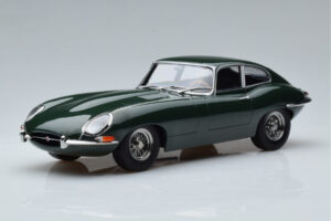 Jaguar E-Type Series 1 British Racing Vihreä KK-Scale 1:18
