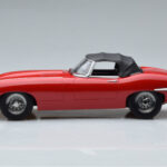 Jaguar E-Type Series 1 Roadster Punainen KK-Scale 1:18 - image 3 of 6