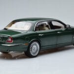 Jaguar XJ6 X350 Racing Vihreä Almost Real 1:18 - image 3 of 13