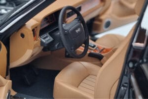 Jaguar XJ6 XJ40 Ebony Musta Almost Real 1:18 810543 Metalli — kuva 8 / 11