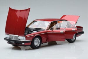Jaguar XJ6 XJ40 Flamenco Punainen Almost Real 1:18 810541 Metalli — kuva 2 / 11
