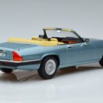 Jaguar XJS V12 Avoauto Vaaleansininen Metallic Norev 1:18 182635 Metalli - image 2 of 6