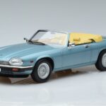 Jaguar XJS V12 Avoauto Vaaleansininen Metallic Norev 1:18 182635 Metalli