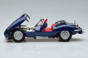 Jaguar XKSS Sininen AUTOart 1:18 73510 Metalli — kuva 4 / 9