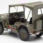 Jeep Willys Pressukatto UT Models 1:18 - image 5 of 6