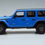 Jeep Wrangler Rubicon 392 Sininen GT Spirit 1:18 - image 3 of 6