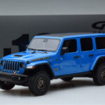 Jeep Wrangler Rubicon 392 Sininen GT Spirit 1:18 - image 6 of 6