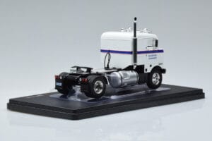 Kenworth Bullnose Ross Mackie Transport Valkoinen IXO 1:43 TR063 Metalli — kuva 2 / 6