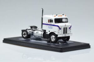 Kenworth Bullnose Ross Mackie Transport Valkoinen IXO 1:43 TR063 Metalli — kuva 4 / 6