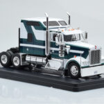 Kenworth W900 Vihreä Valkoinen IXO 1:43 - image 4 of 6