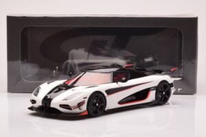 Koenigsegg Agera RS Arctic Valkoinen GT Spirit 1:18 GT877 Hartsi — kuva 6 / 6