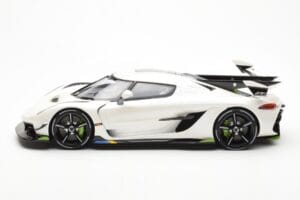Koenigsegg Jesko Attack Valkoinen GT Spirit 1:18 GT389 Hartsi — kuva 3 / 6