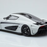 Koenigsegg Regera Harmaa Asia Exclusive GT Spirit 1:18 - image 4 of 5