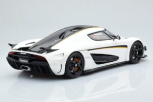 Koenigsegg Regera Valkoinen GT Spirit 1:18 GT391 Hartsi — kuva 2 / 5