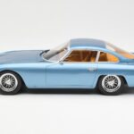 Lamborghini 350 GT Vaaleansininen Metallic CMR 1:18 CMR002 - image 3 of 6