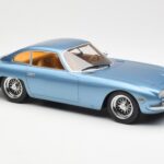 Lamborghini 350 GT Vaaleansininen Metallic CMR 1:18 CMR002 - image 4 of 6