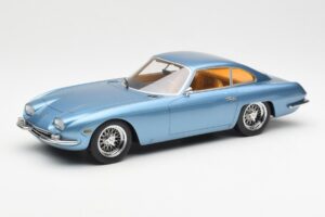 Lamborghini 350 GT Vaaleansininen Metallic CMR 1:18 CMR002