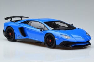 Lamborghini Aventador LP750-4 SV Sininen AUTOart 1:18 74559 Komposiitti — kuva 5 / 8