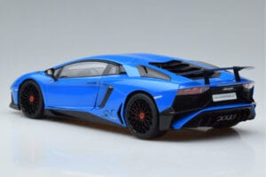 Lamborghini Aventador LP750-4 SV Sininen AUTOart 1:18 74559 Komposiitti — kuva 6 / 8