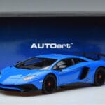 Lamborghini Aventador LP750-4 SV Sininen AUTOart 1:18 74559 Komposiitti - image 8 of 8