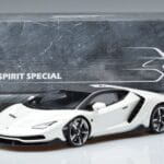 Lamborghini Centenario Helmiäisvalkoinen GT Spirit 1:18 GTS18503W Hartsi - image 6 of 6