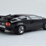 Lamborghini Countach LP5000S Musta AUTOart 1:18 - image 4 of 10
