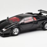Lamborghini Countach LP 5000 Quattrovalvole Musta Kyosho 1:18 08320BK