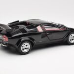 Lamborghini Countach LP 5000 Quattrovalvole Musta Kyosho 1:18 08320BK - image 3 of 8