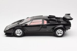 Lamborghini Countach LP 5000 Quattrovalvole Musta Kyosho 1:18 08320BK Metalli — kuva 4 / 8
