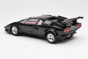 Lamborghini Countach LP 5000 Quattrovalvole Musta Kyosho 1:18 08320BK Metalli — kuva 7 / 8