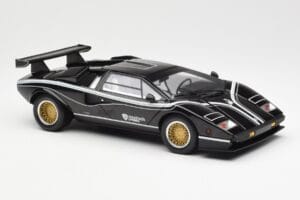 Lamborghini Countach LP 500R Musta Kyosho 1:18 08320C Metalli — kuva 6 / 8