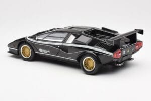 Lamborghini Countach LP 500R Musta Kyosho 1:18 08320C Metalli — kuva 7 / 8