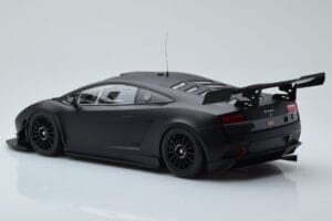 Lamborghini Gallardo LP600+ GT3 Matta Musta Minichamps 1:18 151111100 Metalli — kuva 5 / 6