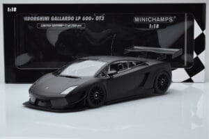 Lamborghini Gallardo LP600+ GT3 Matta Musta Minichamps 1:18 151111100 Metalli — kuva 6 / 6