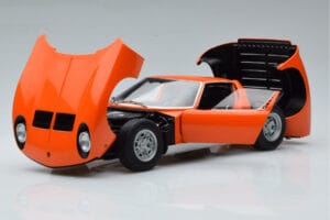 Lamborghini Miura SV Oranssi AUTOart 1:18 74542 Metalli — kuva 2 / 8