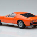 Lamborghini Miura SV Oranssi AUTOart 1:18 - image 7 of 8