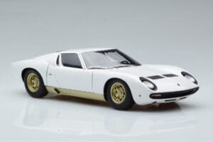 Lamborghini Miura SV Valkoinen AUTOart 1:18 74544 Metalli — kuva 6 / 8