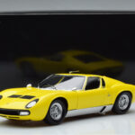 Lamborghini Miura SV Keltainen Kyosho 1:18 - image 11 of 11