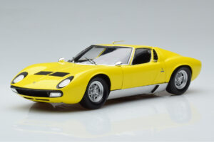 Lamborghini Miura SV Keltainen Kyosho 1:18